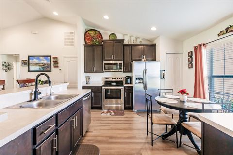 A home in WINTER HAVEN