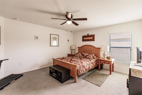 A home in WINTER HAVEN