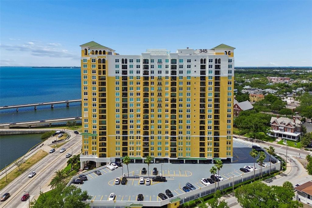 Photo of 345 Bayshore Boulevard #1206, Tampa, FL 33606 (MLS # TB8498597)