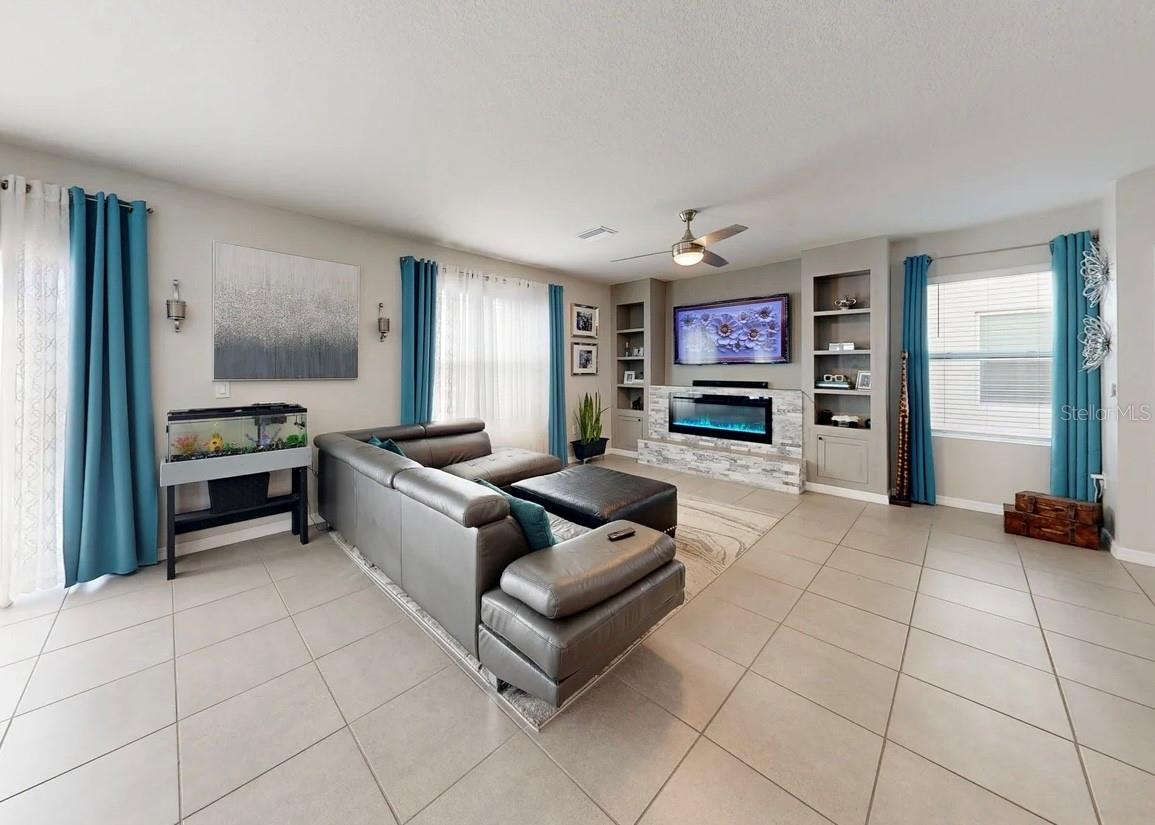 11117 LELAND GROVES DRIVE