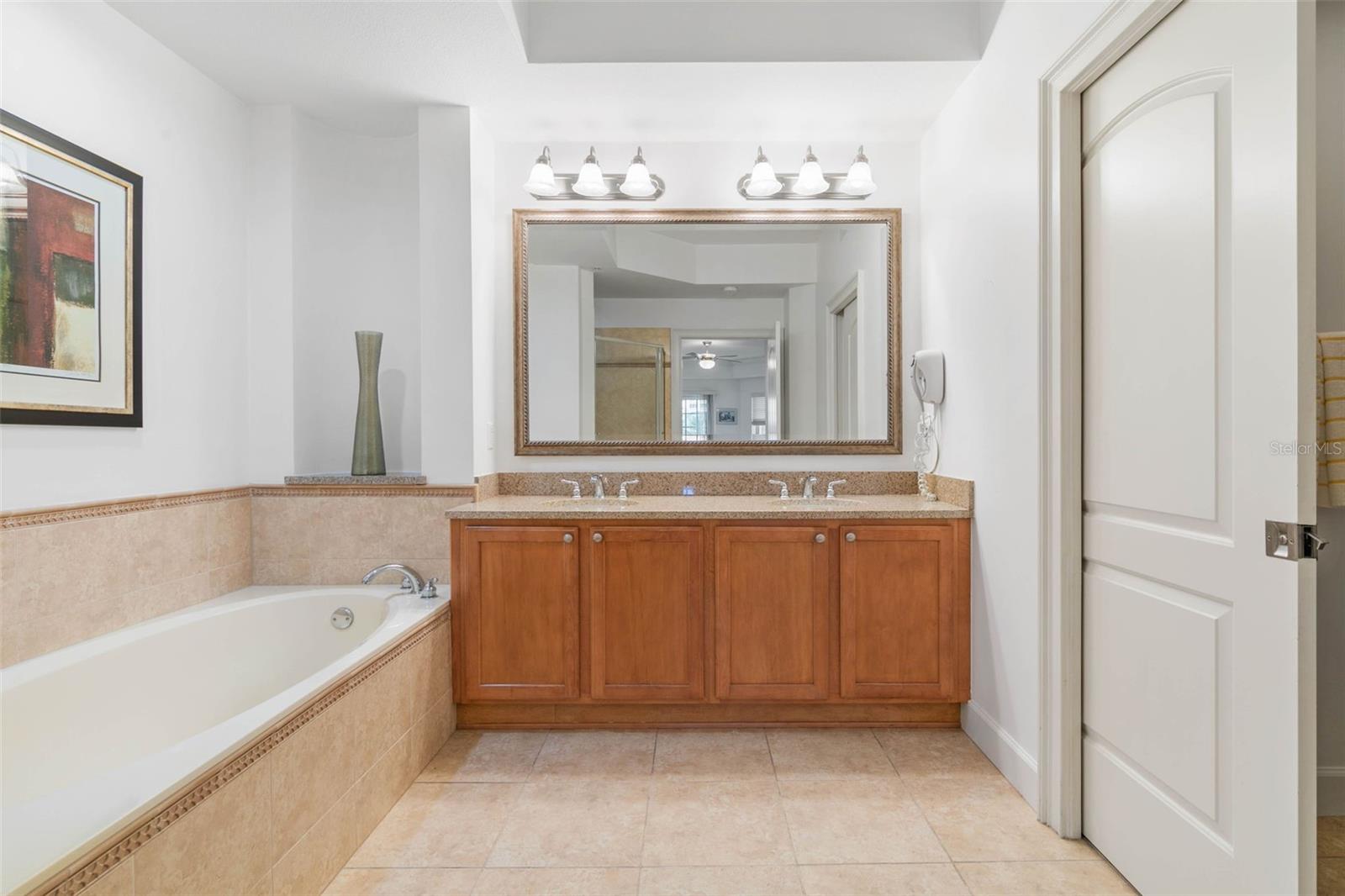 HARBOR VILLAGE MARINA - Residential