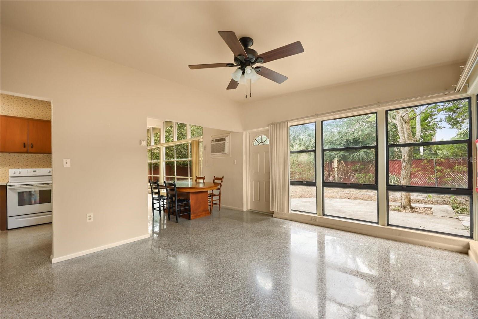 AUDUBON PARK CARD HEIGHTS SEC - Residential