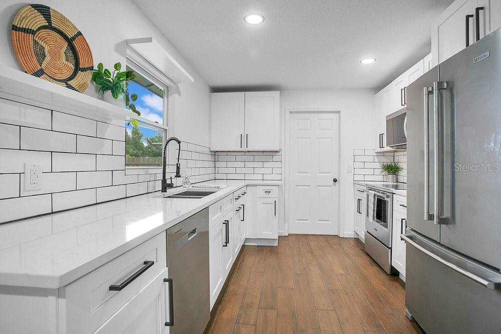 HOWELL BRANCH WOODS - Residential