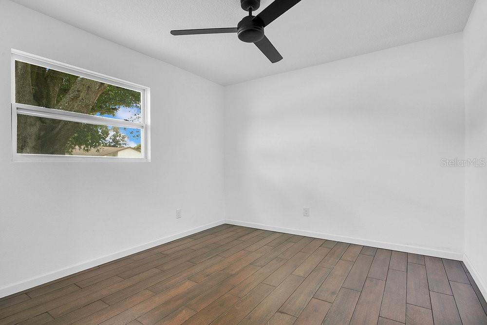 HOWELL BRANCH WOODS - Residential