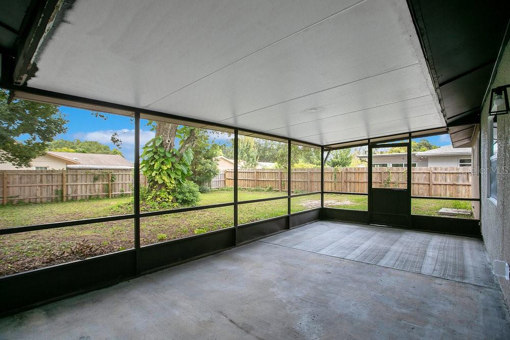 HOWELL BRANCH WOODS - Residential