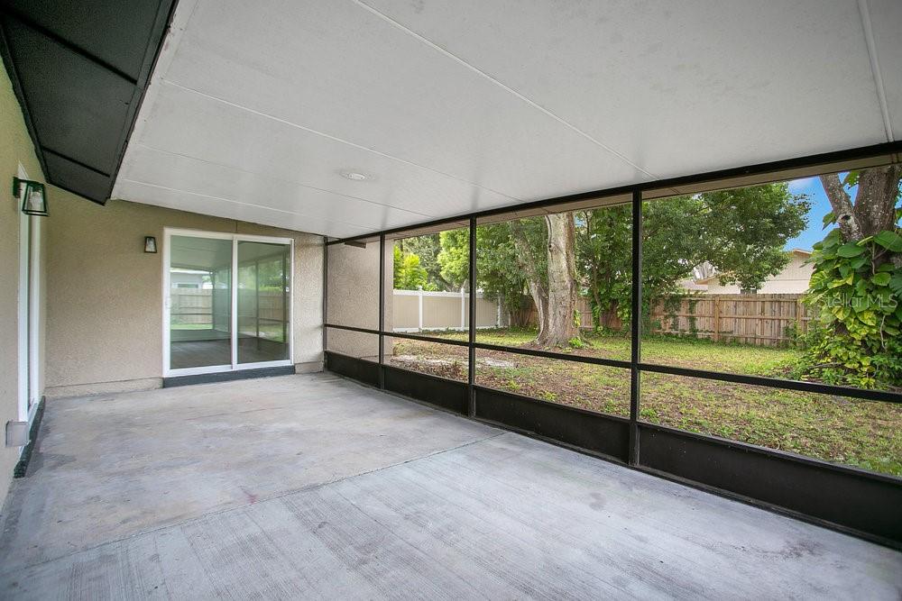 HOWELL BRANCH WOODS - Residential