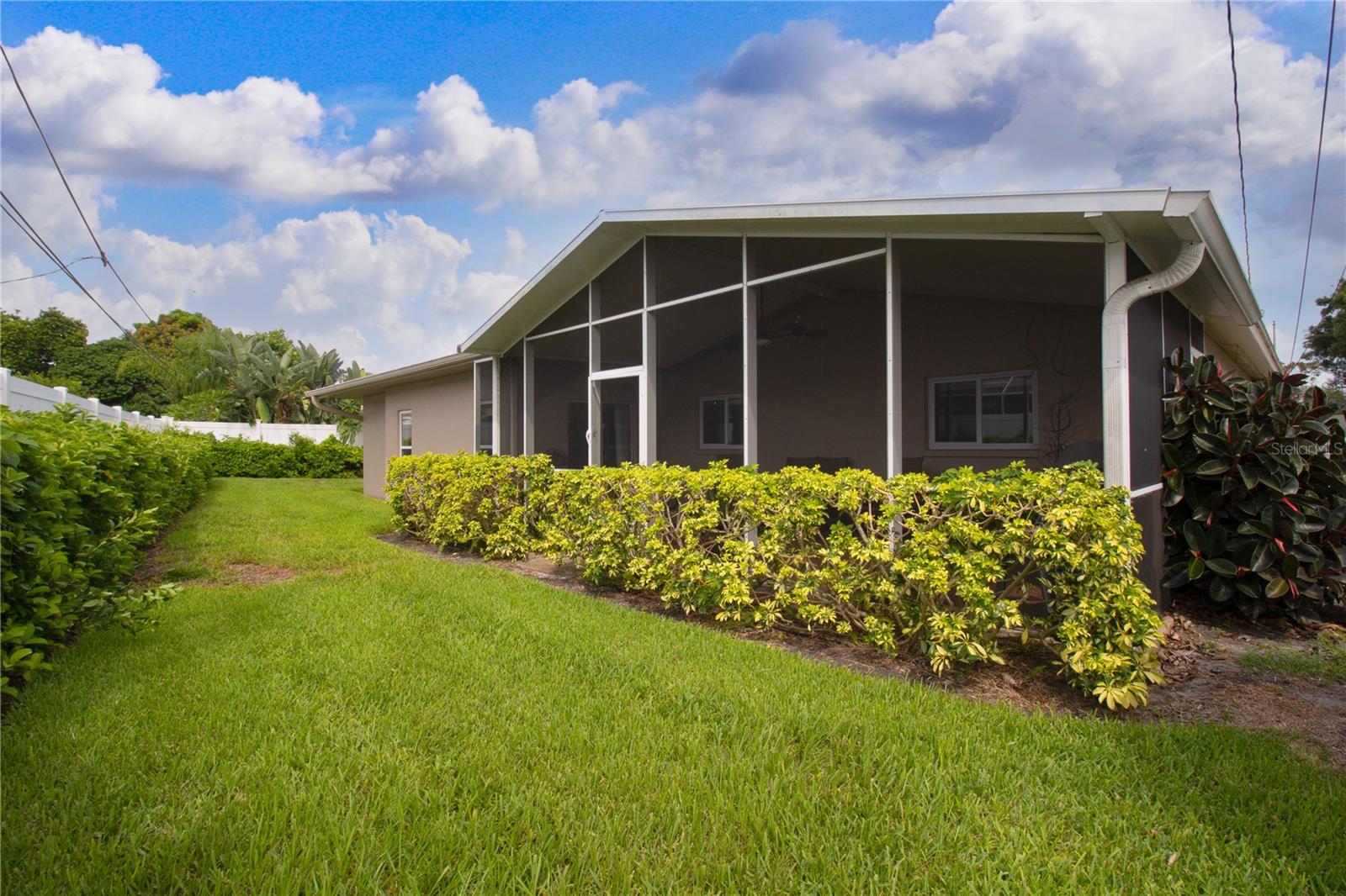 1324 RANCHWOOD DRIVE