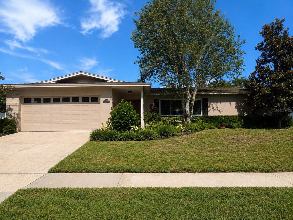 Photo of 1324 Ranchwood Drive, Clearwater, FL 33764 (MLS # TB8541444)