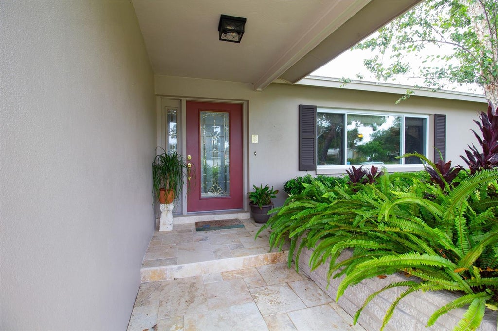 Photo of 1324 Ranchwood Drive, Clearwater, FL 33764 (MLS # TB8541444)