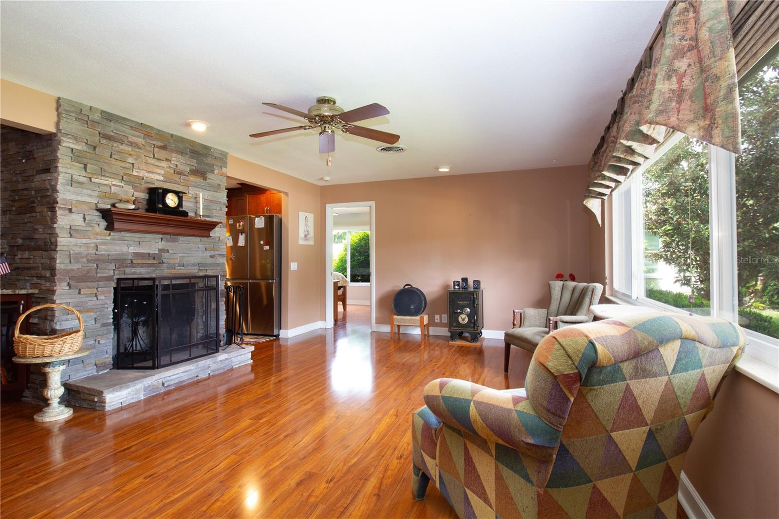 1324 RANCHWOOD DRIVE