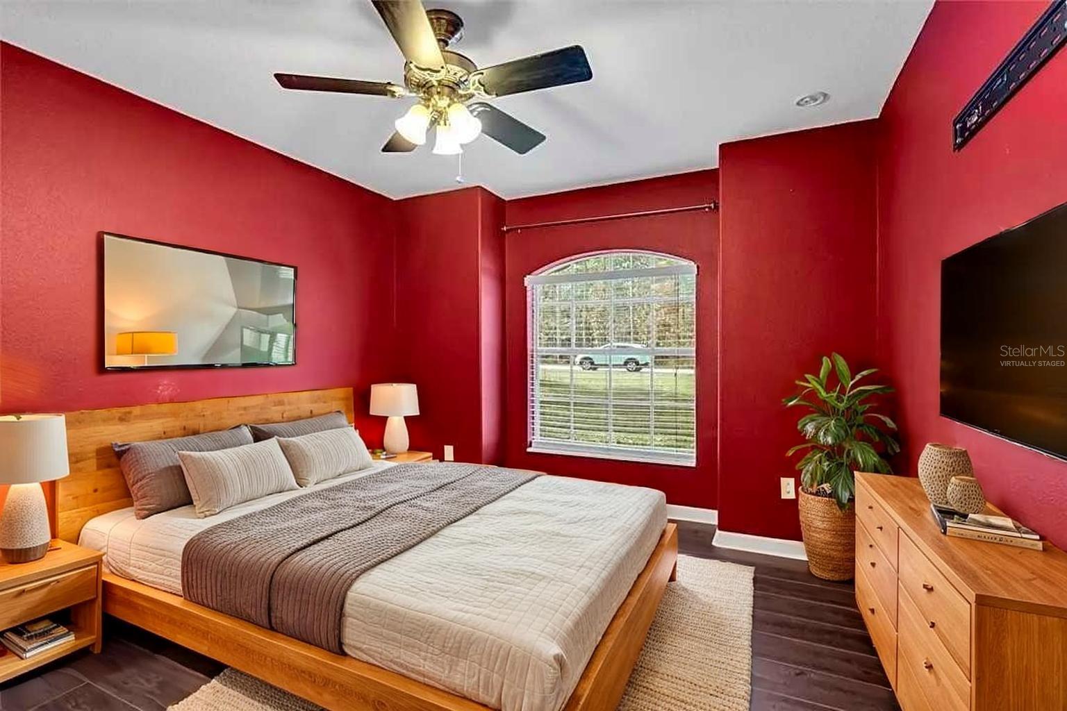 ROYAL HIGHLANDS - Residential