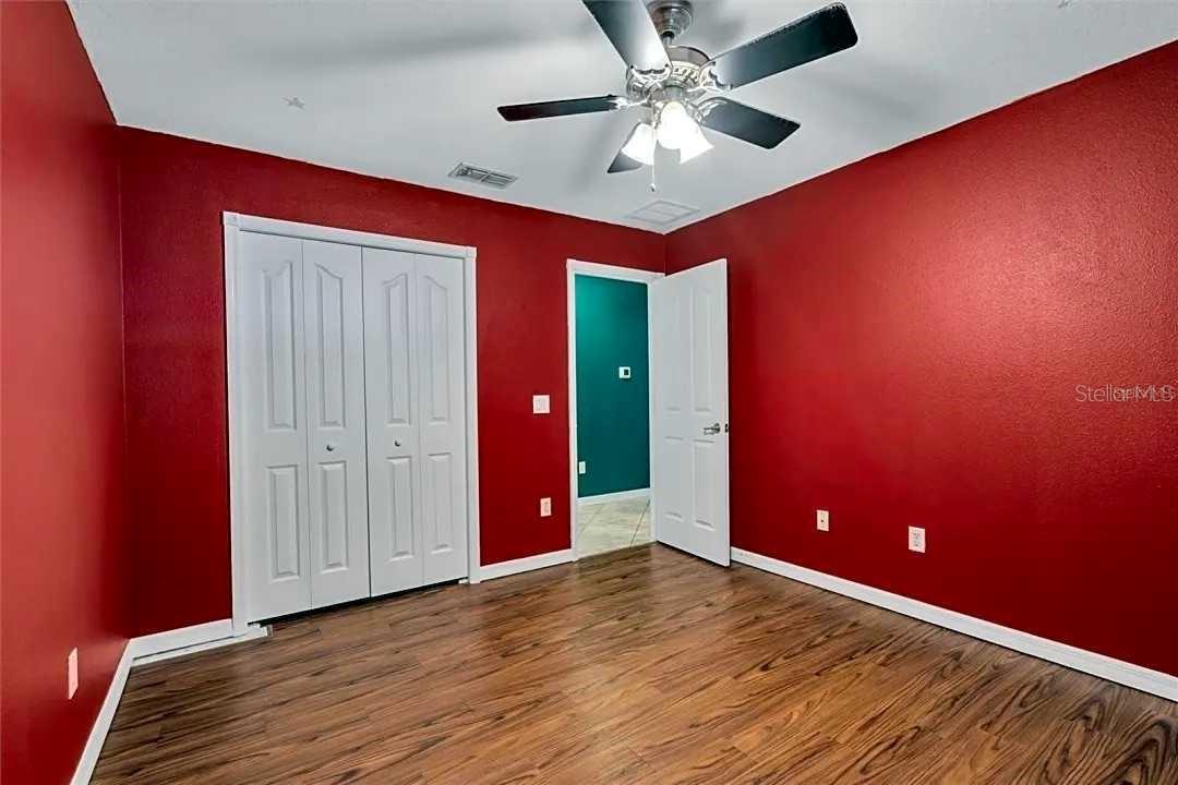 ROYAL HIGHLANDS - Residential