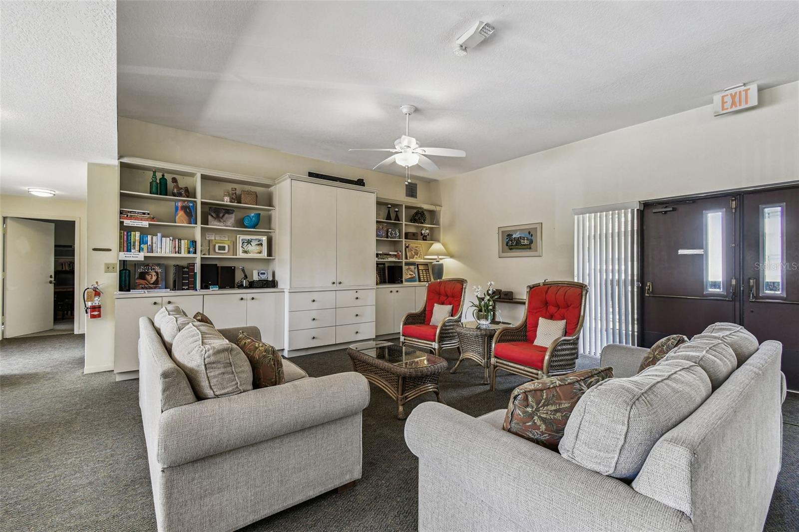 VILLAGE AT TIERRA VERDE CONDO - Residential