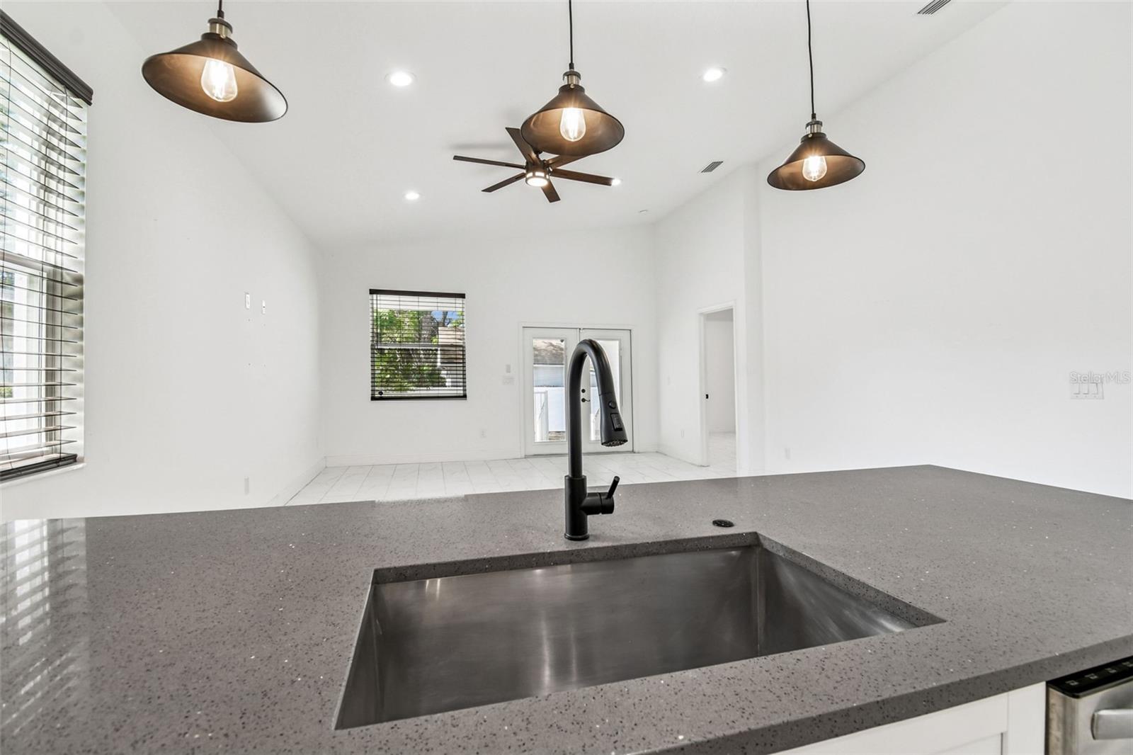 CASA LOMA SUB - Residential