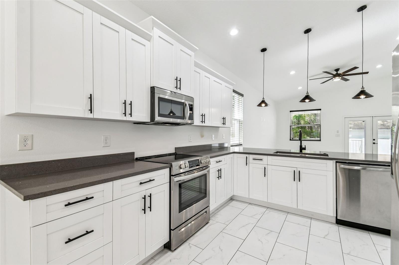 CASA LOMA SUB - Residential