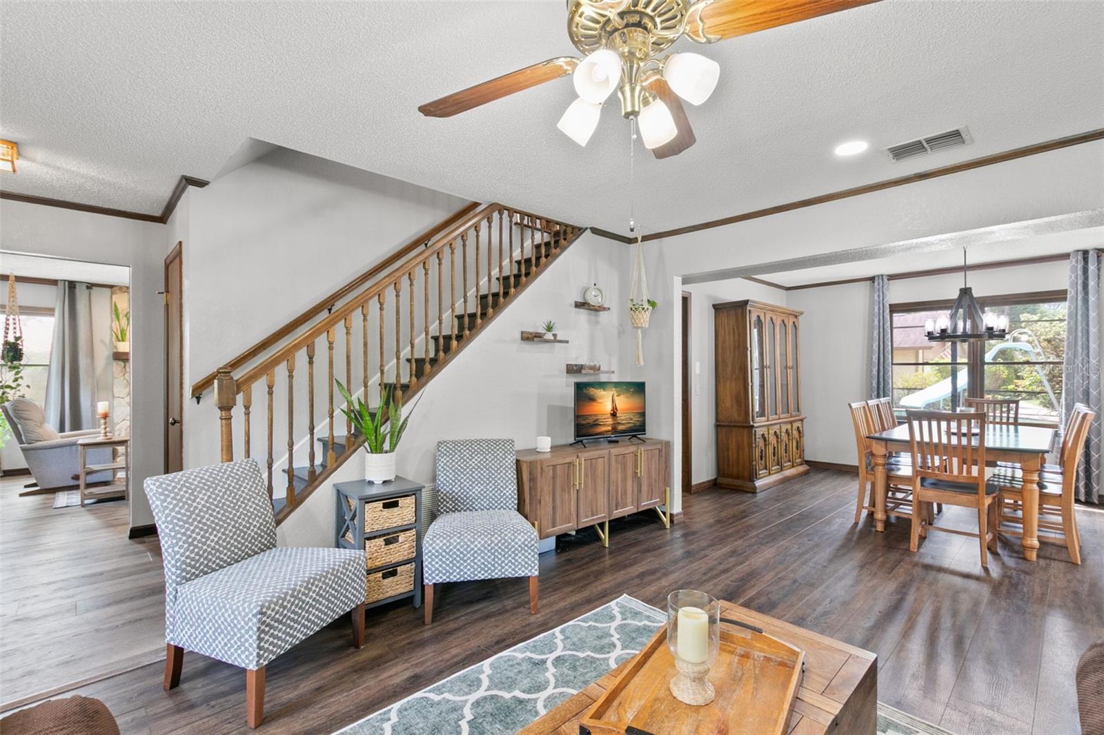 11 VILLA COURT COURT