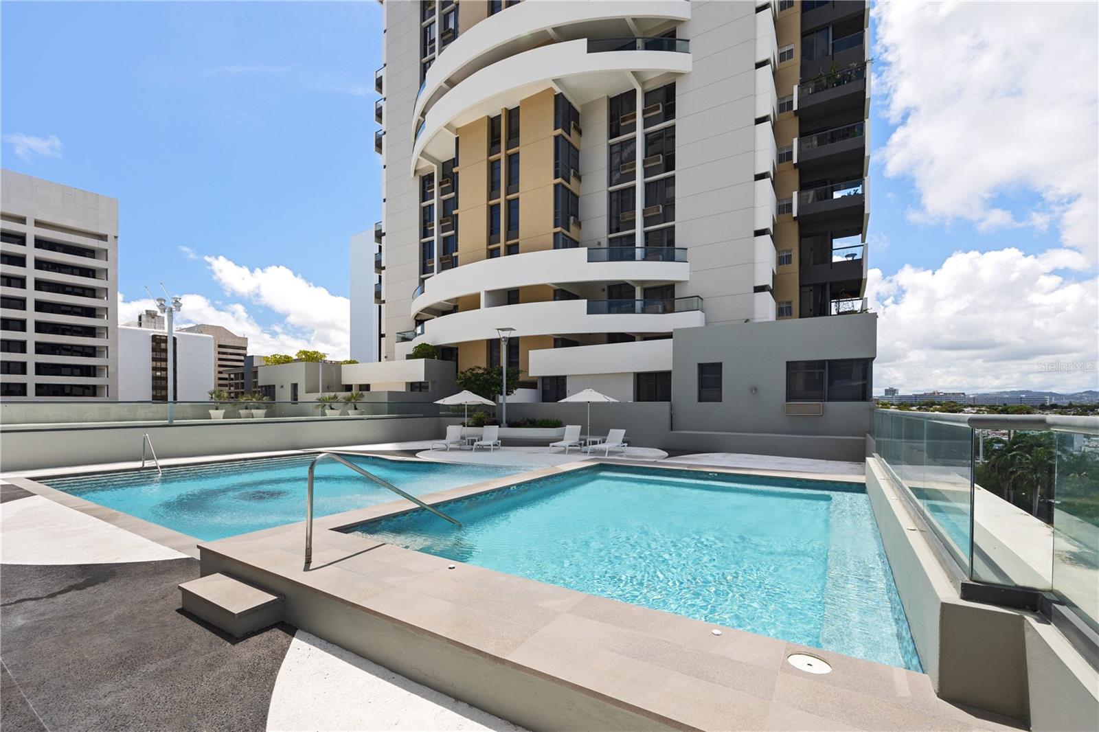 QUANTUM METROCENTER - Residential