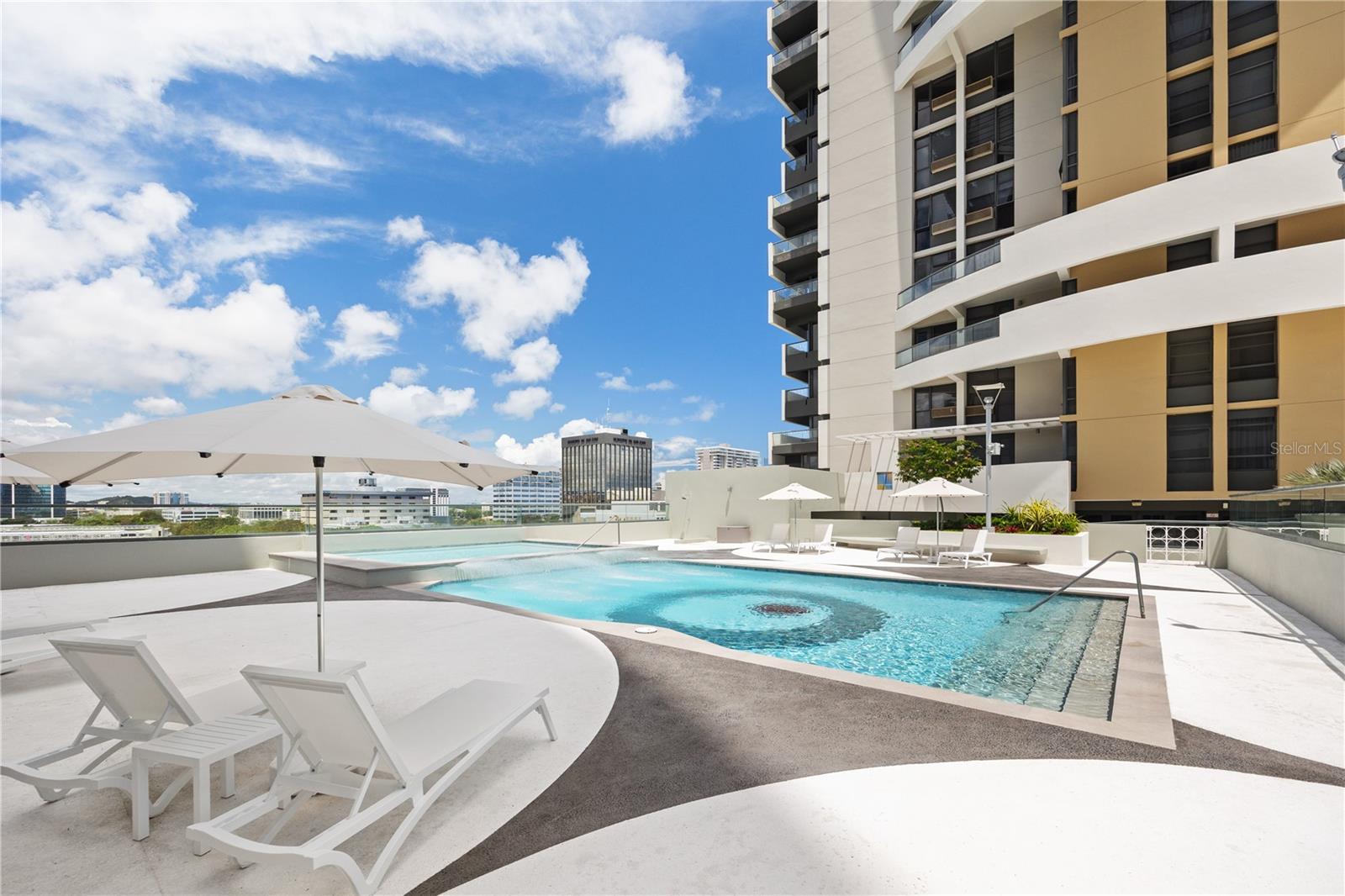 QUANTUM METROCENTER - Residential