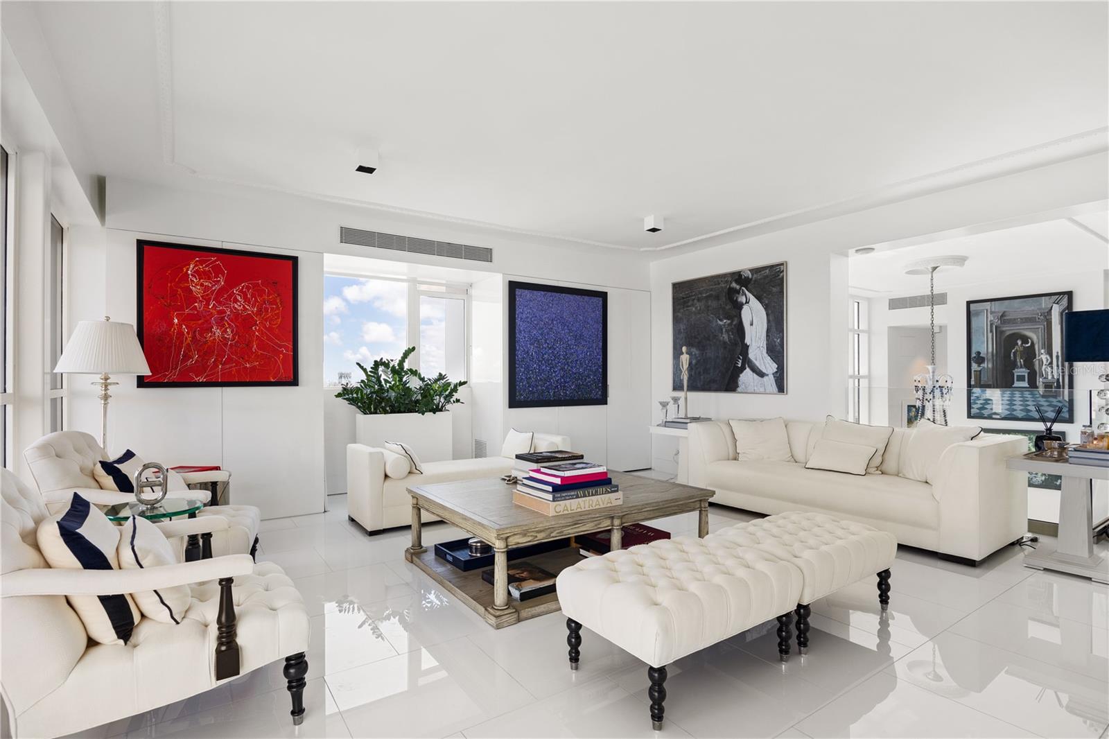 QUANTUM METROCENTER - Residential