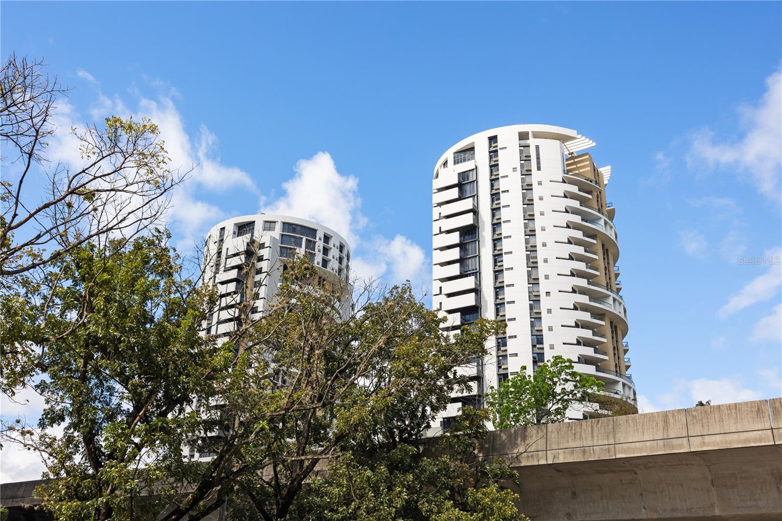 QUANTUM METROCENTER - Residential