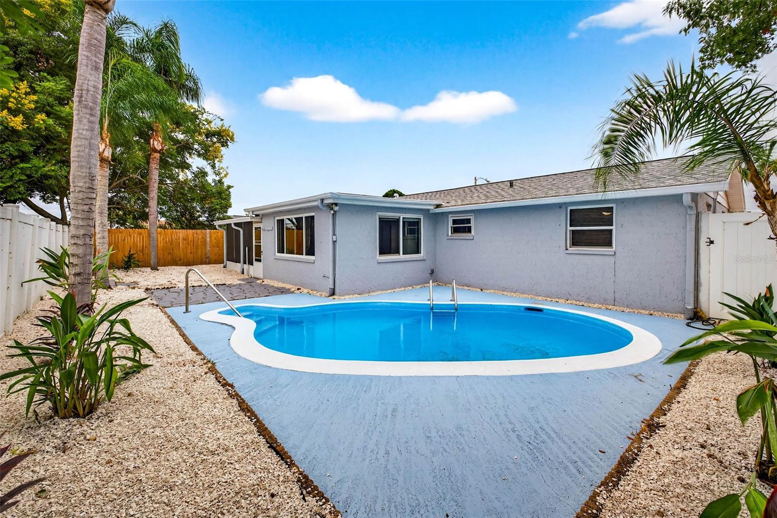 7415 SAN SALVADORE DRIVE