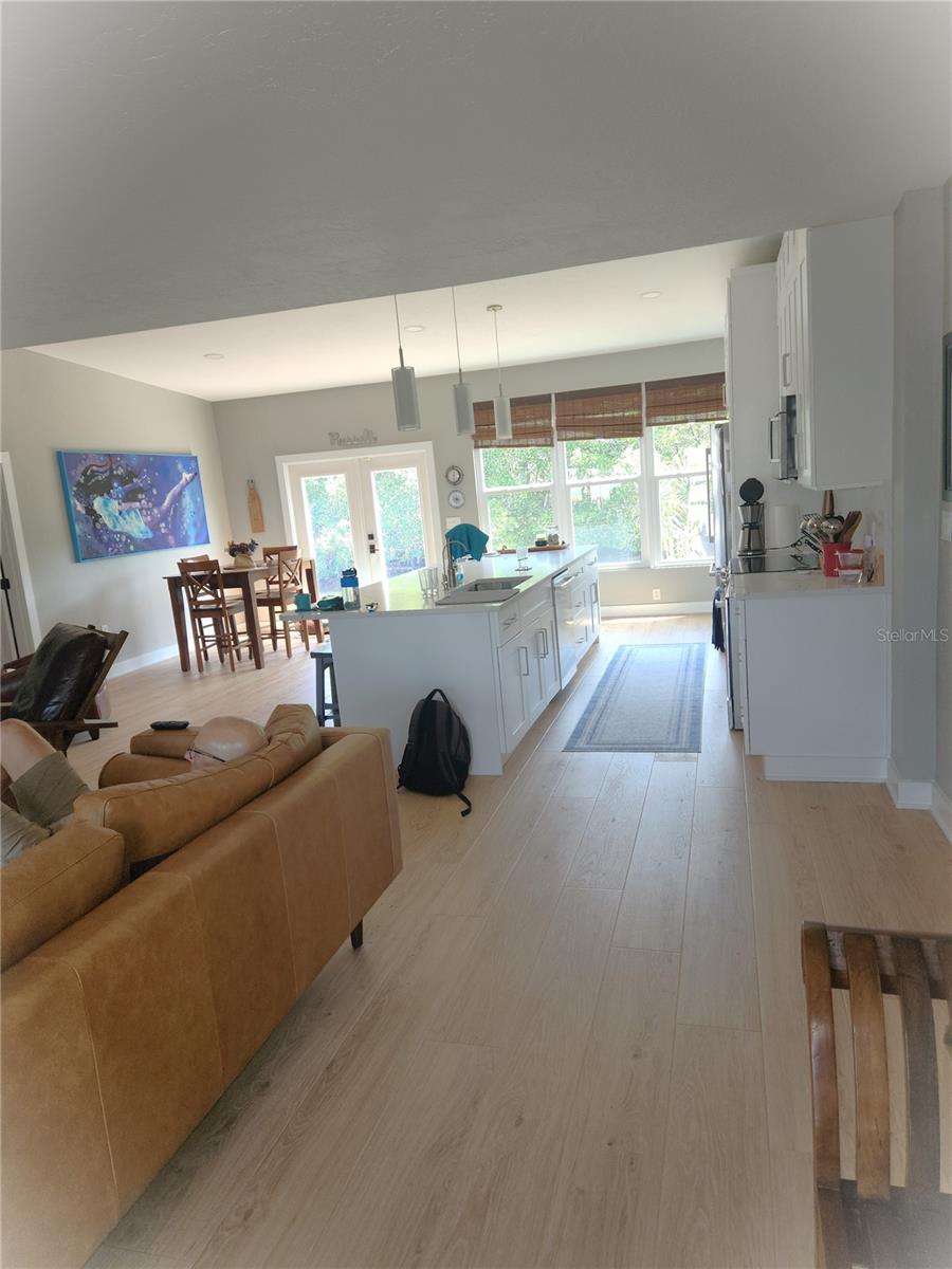 SUN PLAZA ISLES SEC - Residential