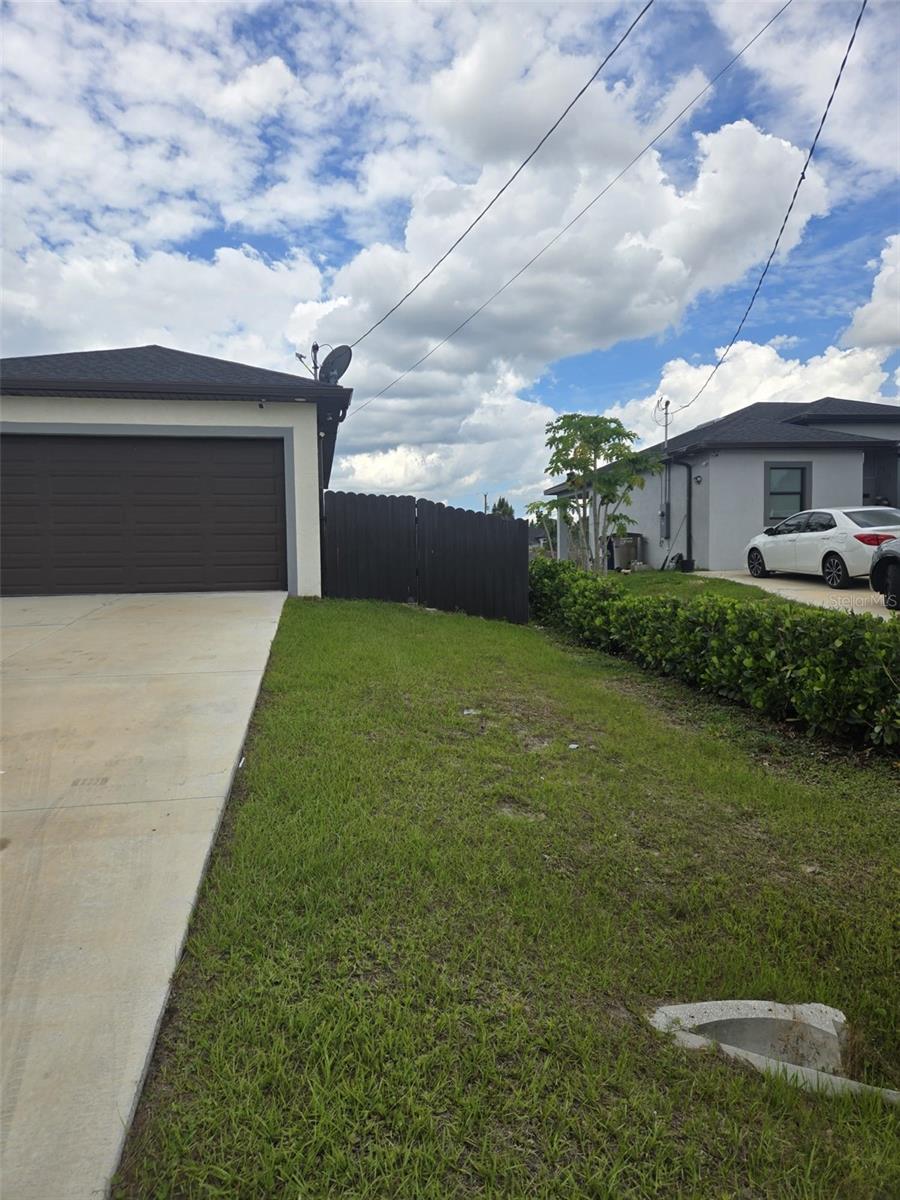 LEHIGH ACRES - Residential