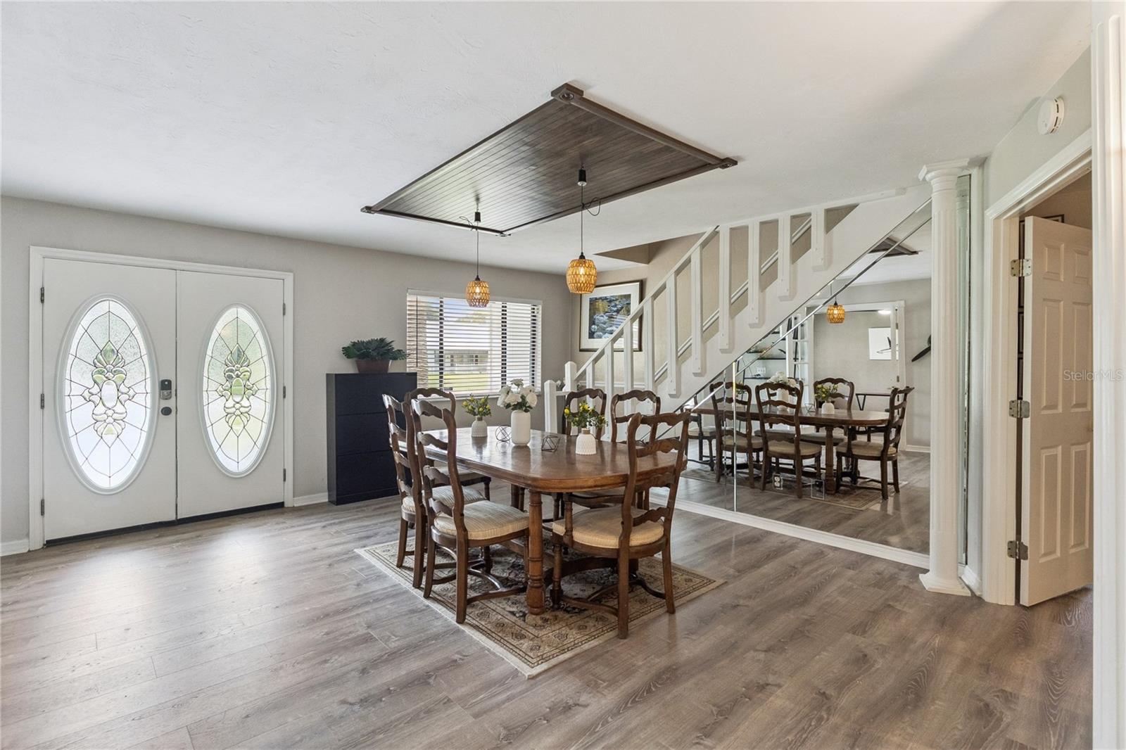 537 PELICAN BAY DRIVE