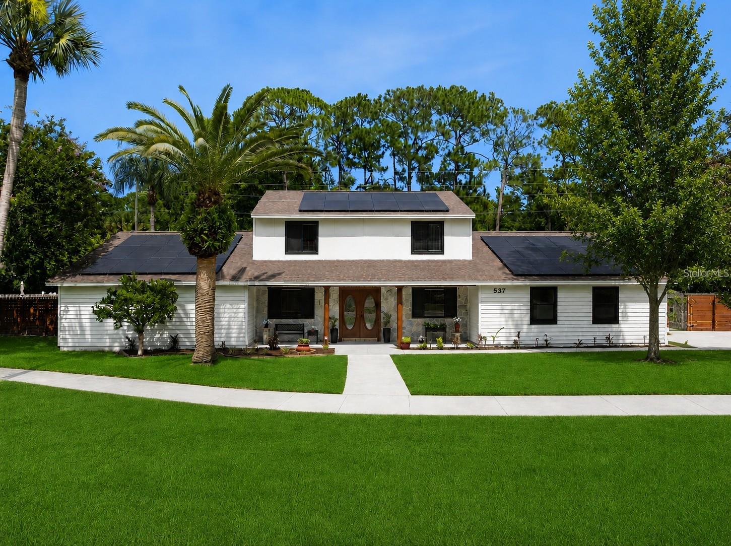 537 PELICAN BAY DRIVE