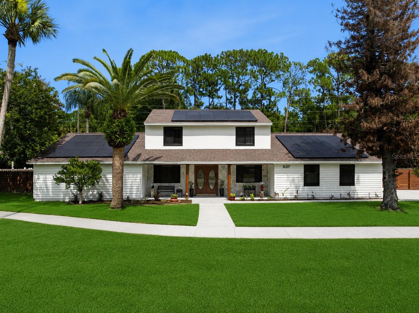 537 PELICAN BAY DRIVE