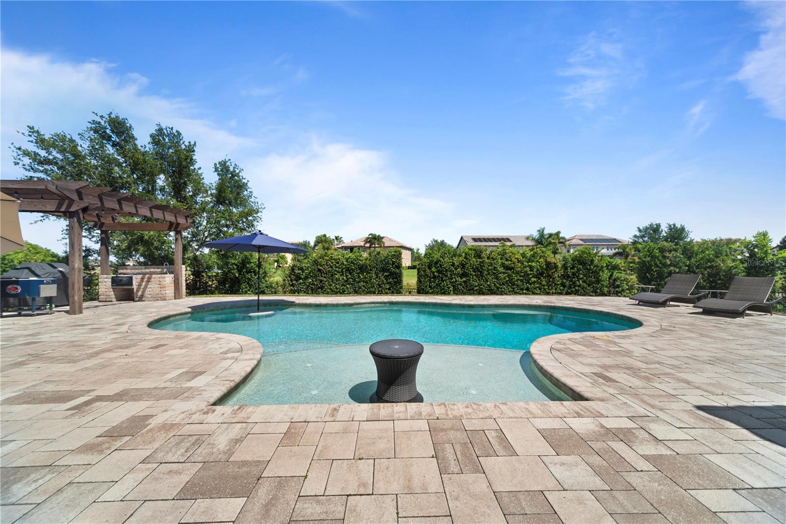 SIGNATURE LKS-PCL 01D PH 02 - Residential