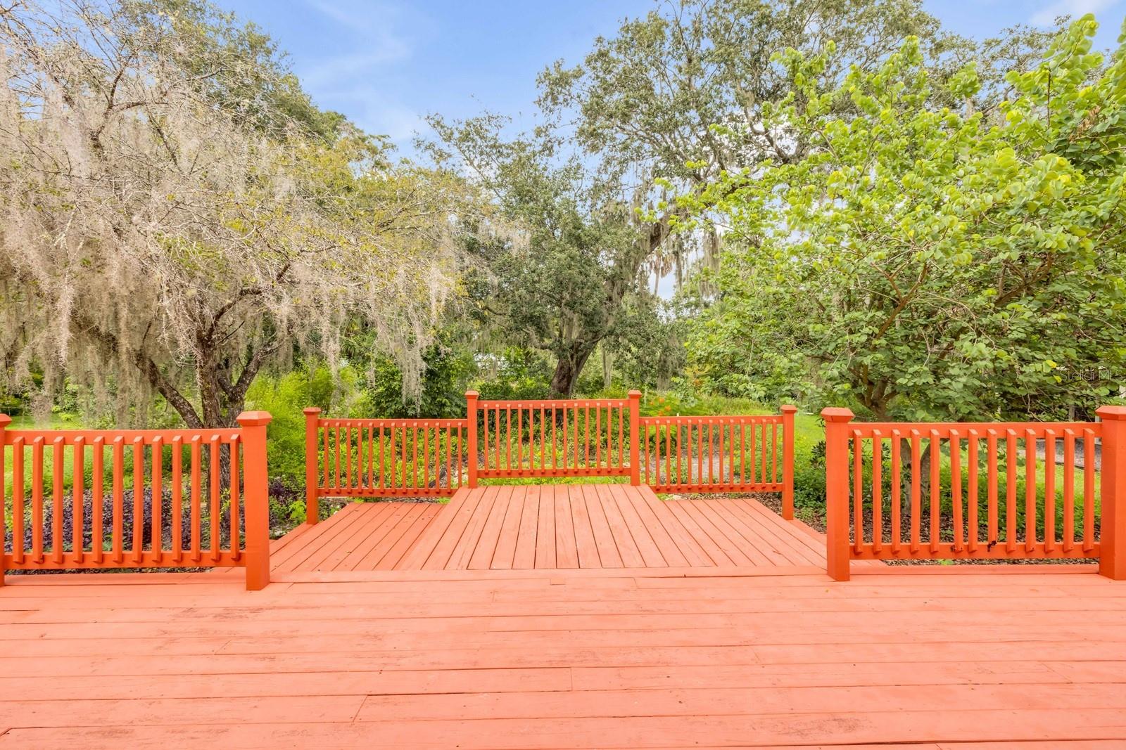 WILSONS BLK 85-86 DELAND - Residential