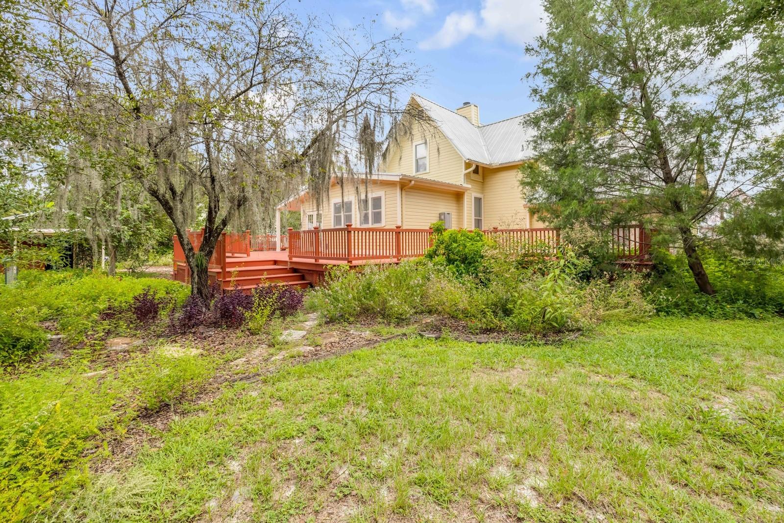 WILSONS BLK 85-86 DELAND - Residential
