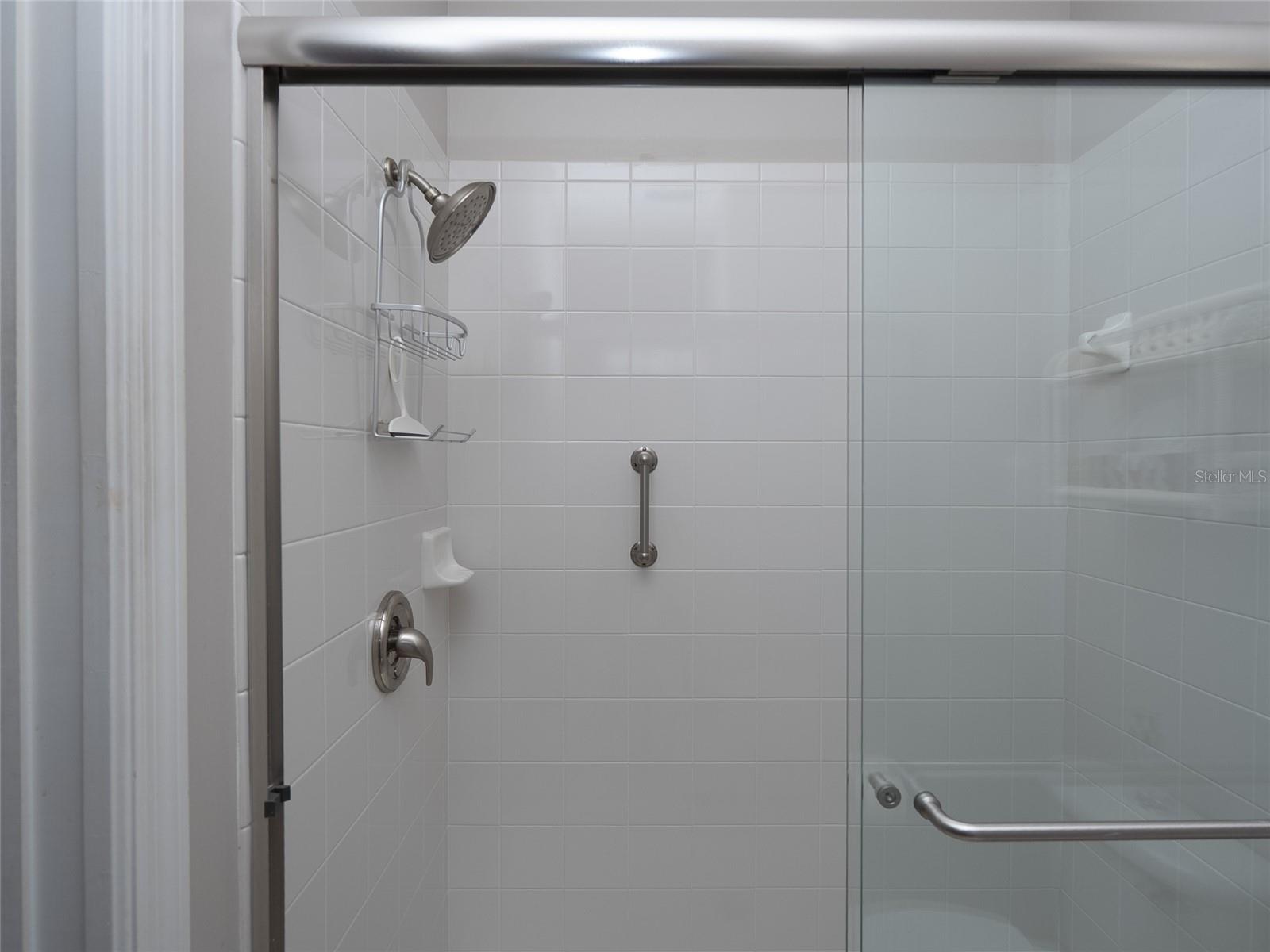 FAIRWAY GLEN ST ANDREWS PARK - Residential