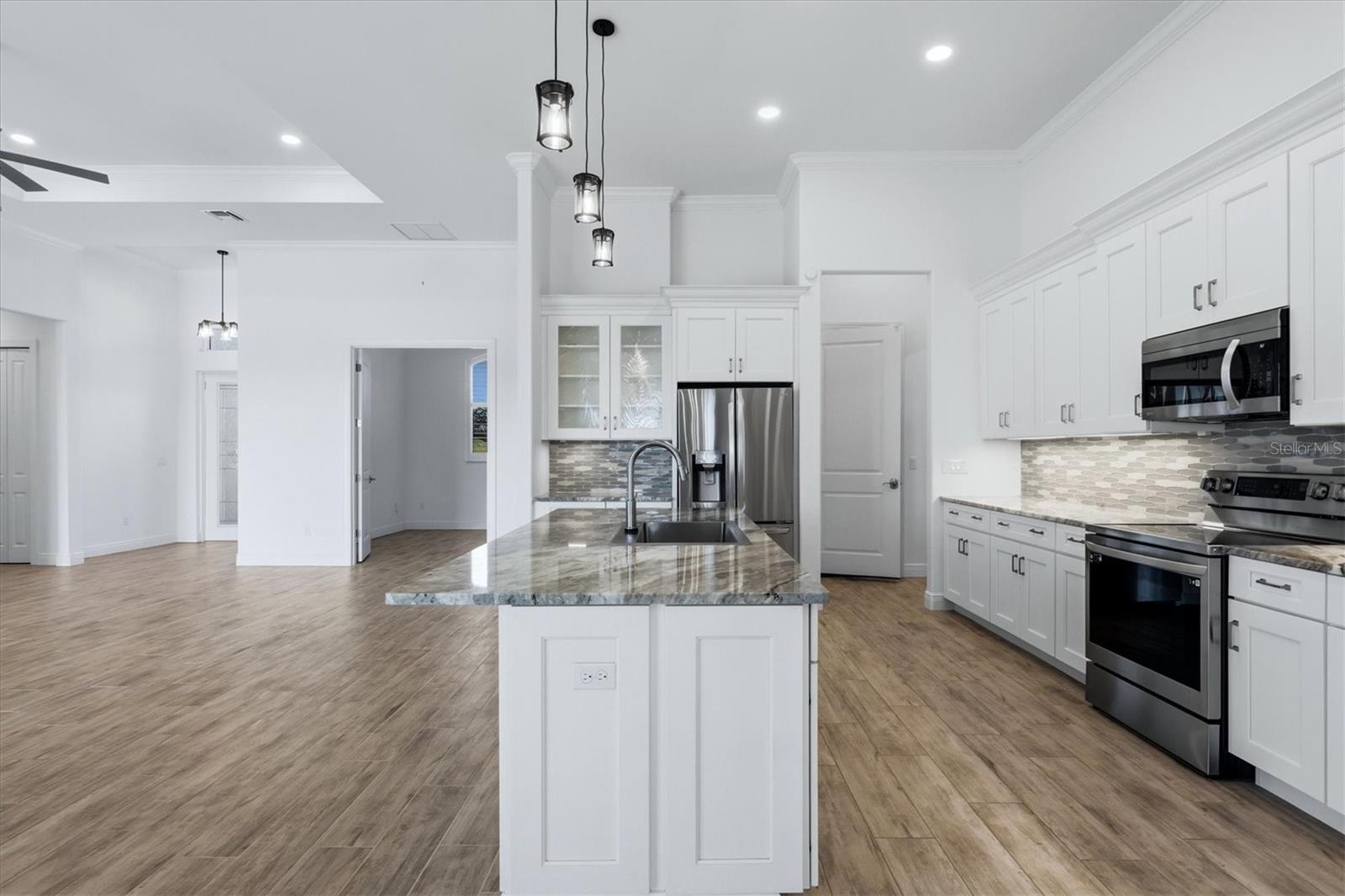 CHARLOTTE SEC 93 - Residential