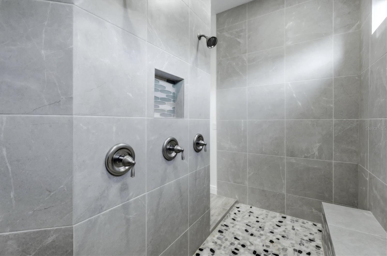 CHARLOTTE SEC 93 - Residential