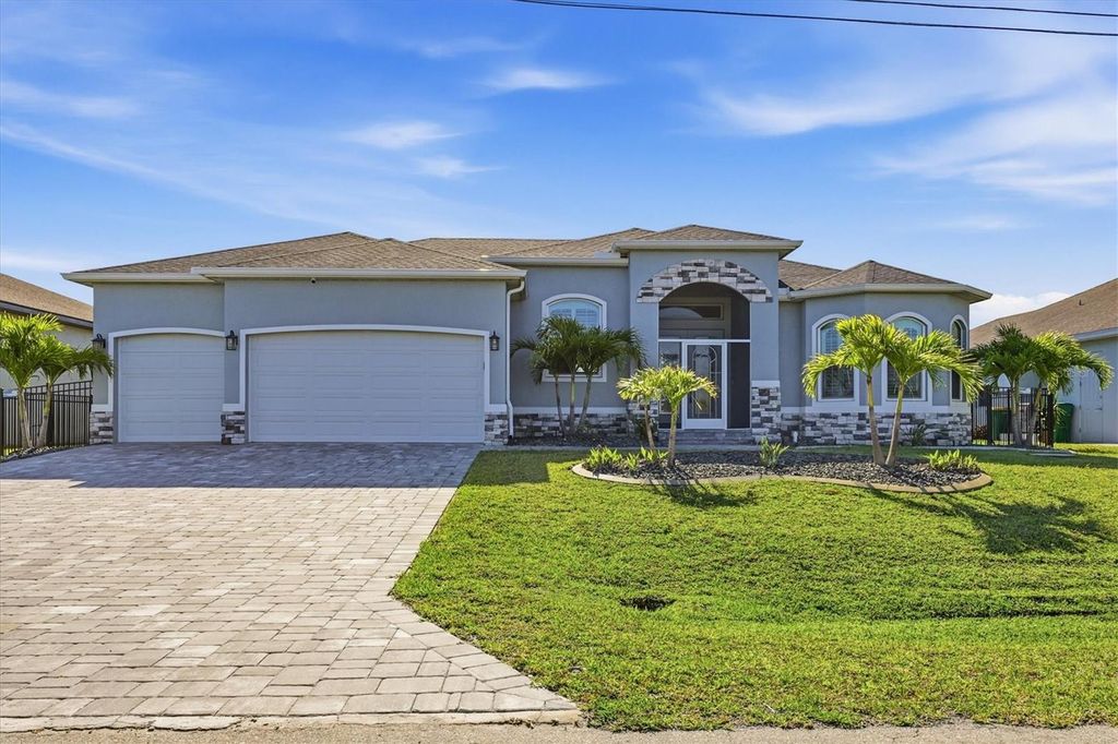 Photo of 8314 Tracy Circle, Port Charlotte, FL 33981 (MLS # C7526089)