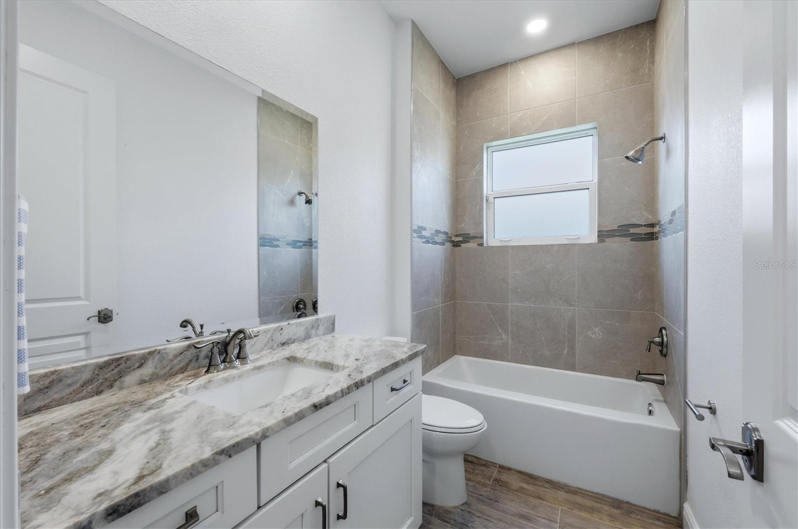 CHARLOTTE SEC 93 - Residential