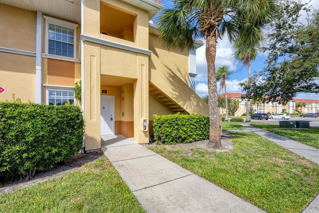 Photo of 1010 Villagio Circle #101, Sarasota, FL 34237 (MLS # A4667021)