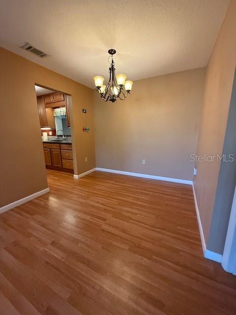 OAK GLEN ESTATES - Residential Lease