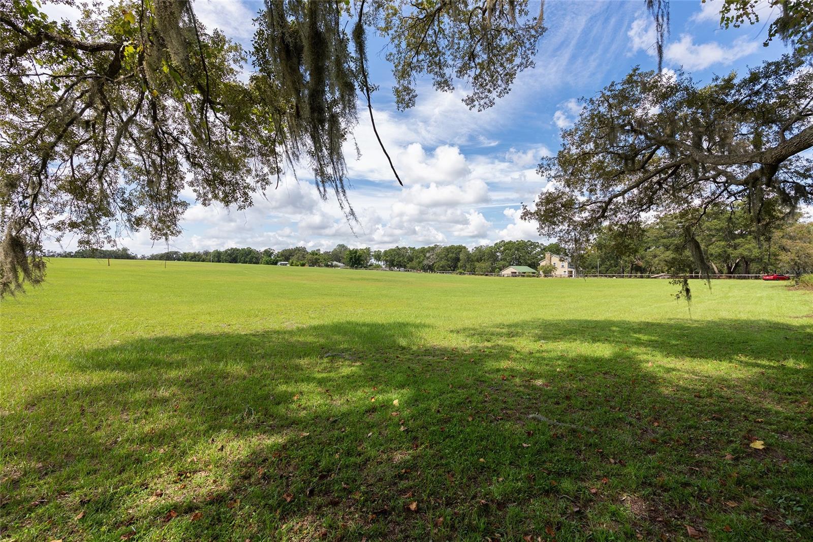 Beautiful 1 acre lot on which to build your dream home! Quiet neighborhood, already cleared, on a paved road, no flood zone, zoned A1, and no HOA. Enjoy peaceful, rural living with Ocala convenience nearby. Close to The Villages as well. Seller also willing to sell .91 acre adjacent lot (lot 7) if interested.
PLEASE NOTE: The four corners have been marked by the SELLER and are ESTIMATED and NOT FROM A SURVEY! A new survey will be needed.