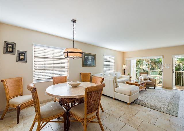 PALM BAY CLUB III - Residential