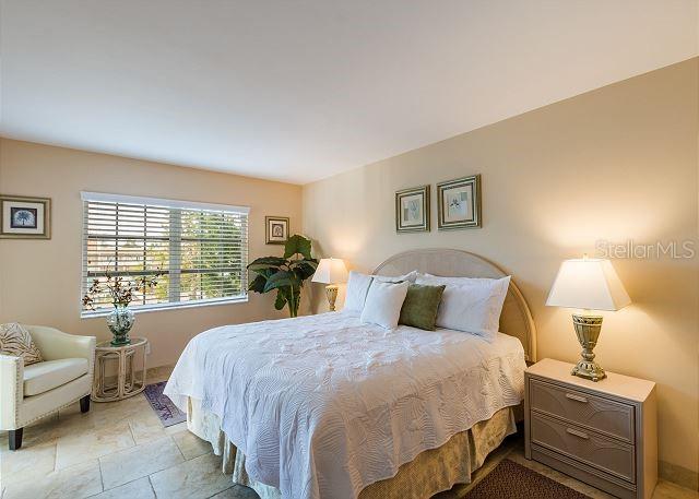 PALM BAY CLUB III - Residential