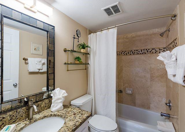 PALM BAY CLUB III - Residential