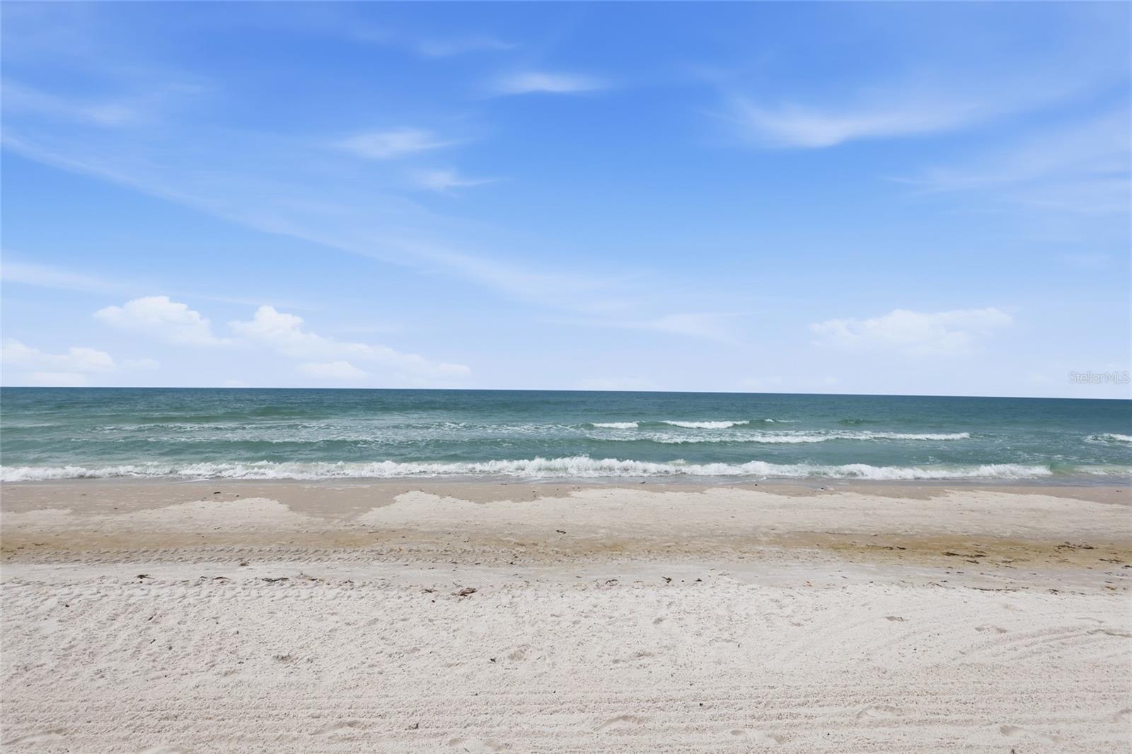 PALM BAY CLUB III - Residential