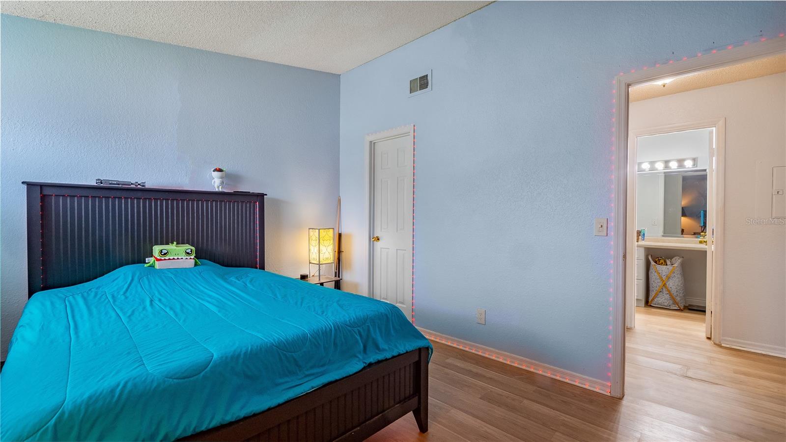 PARKVIEW VILLAGE - Residential