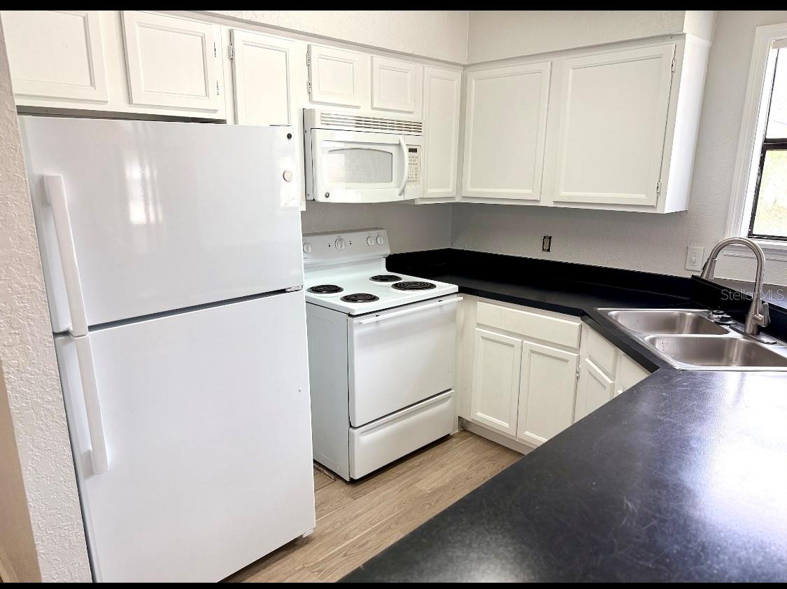 PARKVIEW VILLAGE - Residential