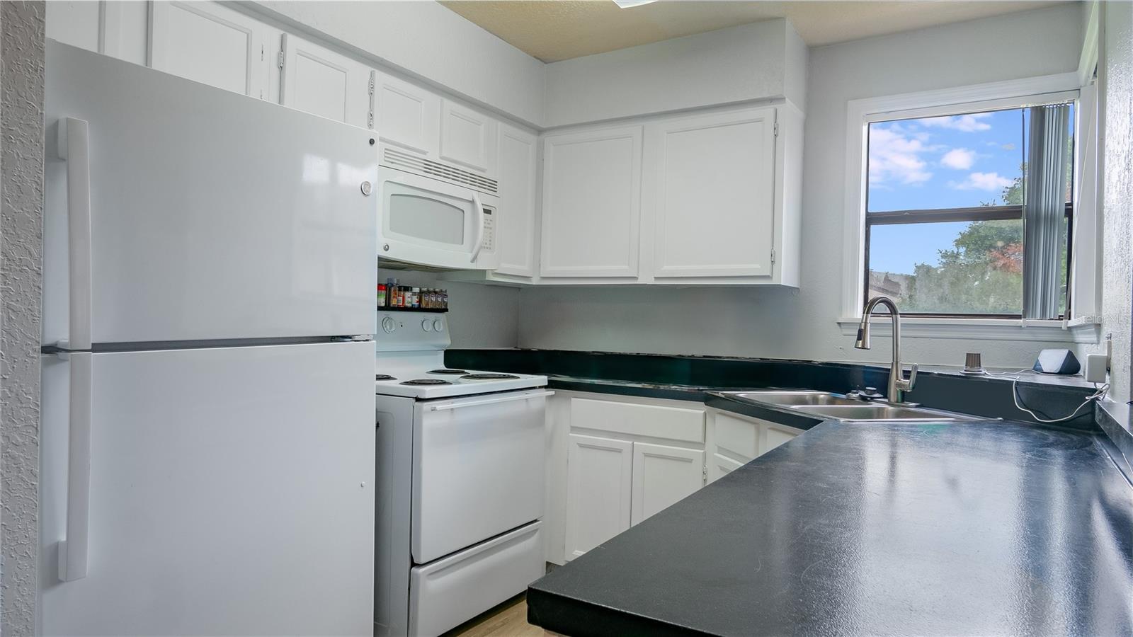PARKVIEW VILLAGE - Residential