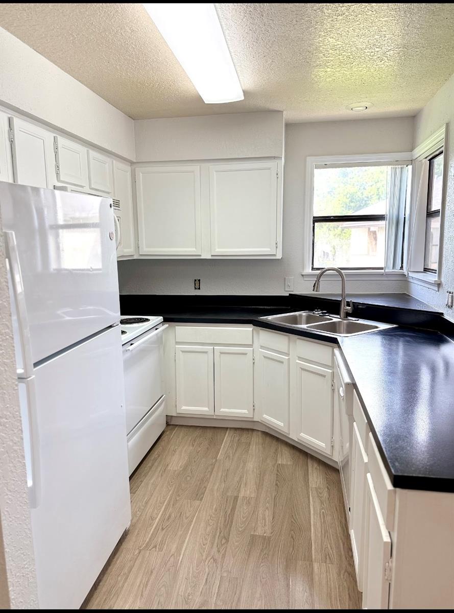 PARKVIEW VILLAGE - Residential