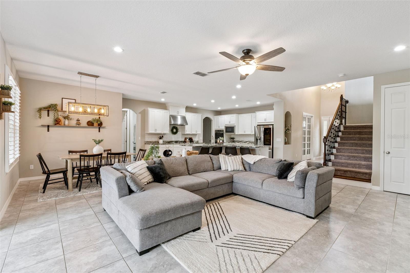 RETREAT AT LAKE CHARM - Residential